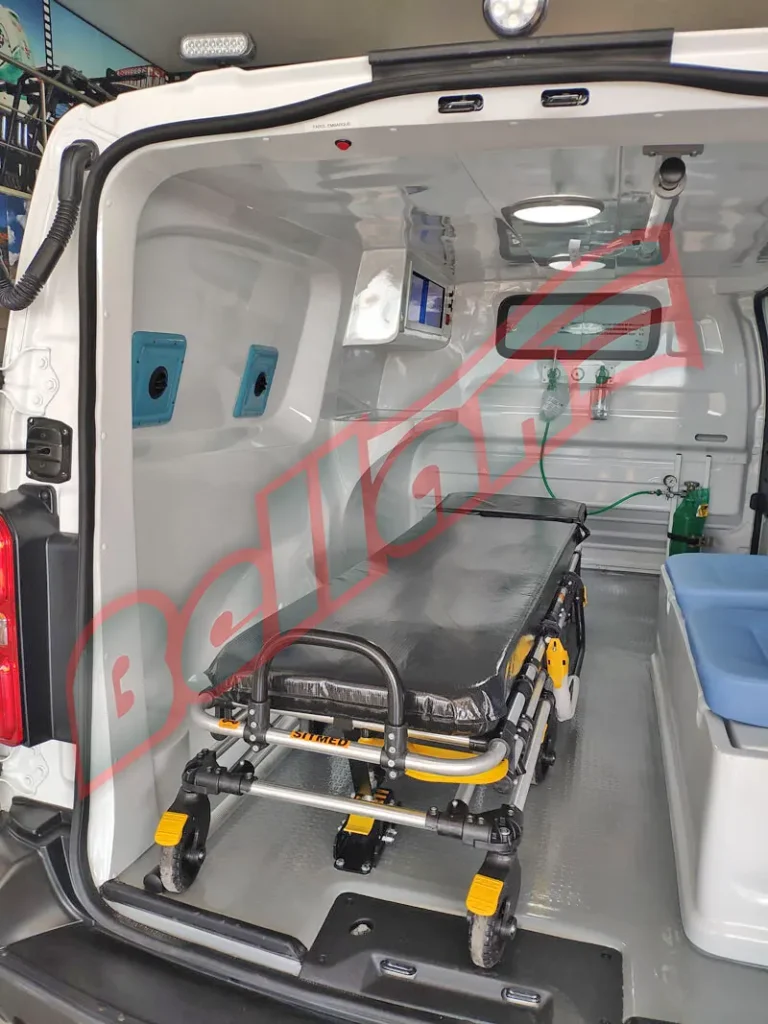 interno de fibra ambulancia citroen jumpy simples remoção.