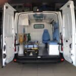 Venda Ambulância Renault Master Simples Remoção, armarios internos de Fibra.